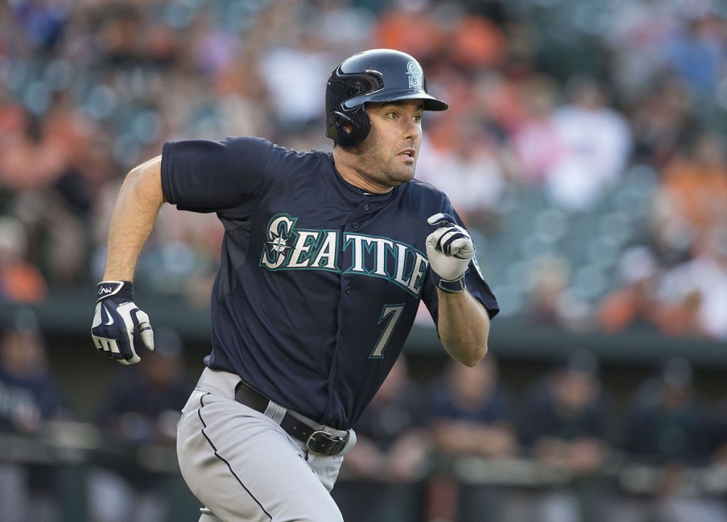 mlb minimum salary 2024 Seth Smith runs